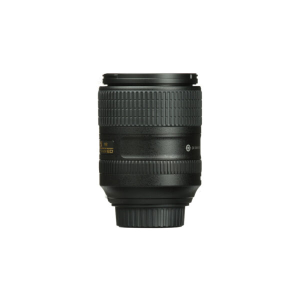 Nikon D7500 Kit 18-300mm f/3.5-6.3