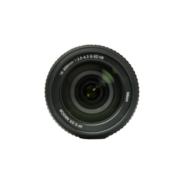 Nikon D7500 Kit 18-300mm f/3.5-6.3