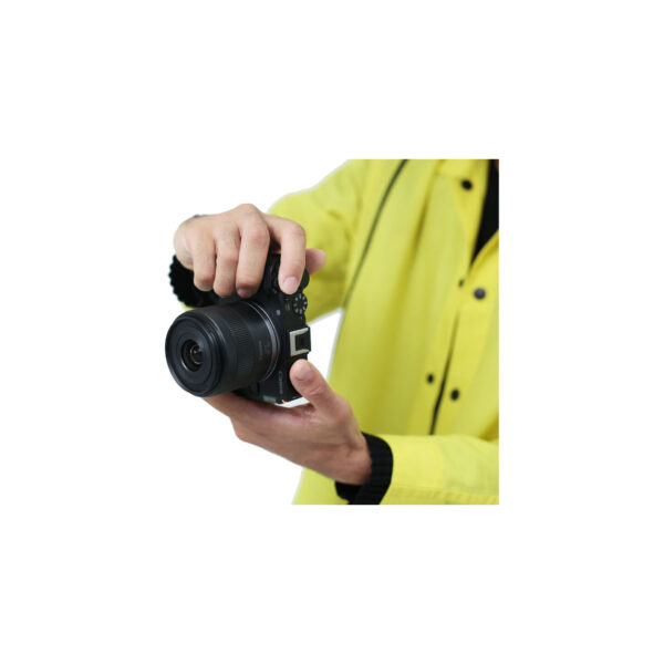 Canon R50V kit 14-30mm03 Canon R50V kit 14-30mm