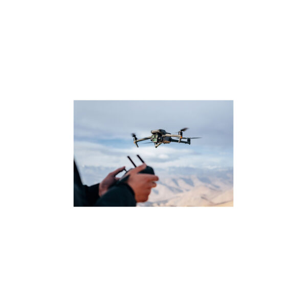 Mavic 3 Pro Cine Premium04 Mavic 3 Pro Cine Premium